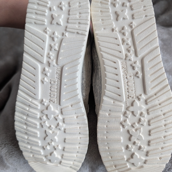 Hey Dude Winter Bootie - Picture 4 of 5